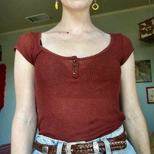 Red UO 3-Button Top